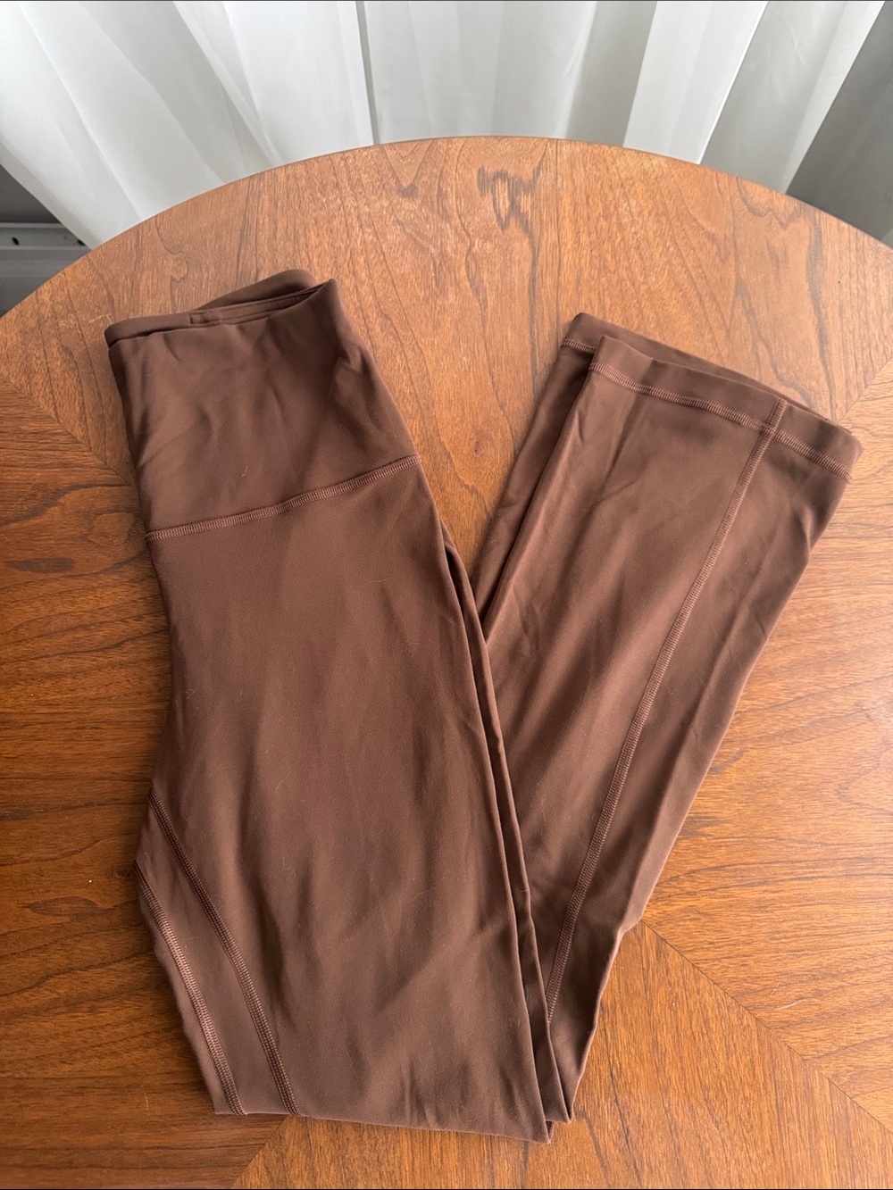 Lululemon Align High-Rise Mini-Flared Pant 28"
Java - Picture 2 of 4